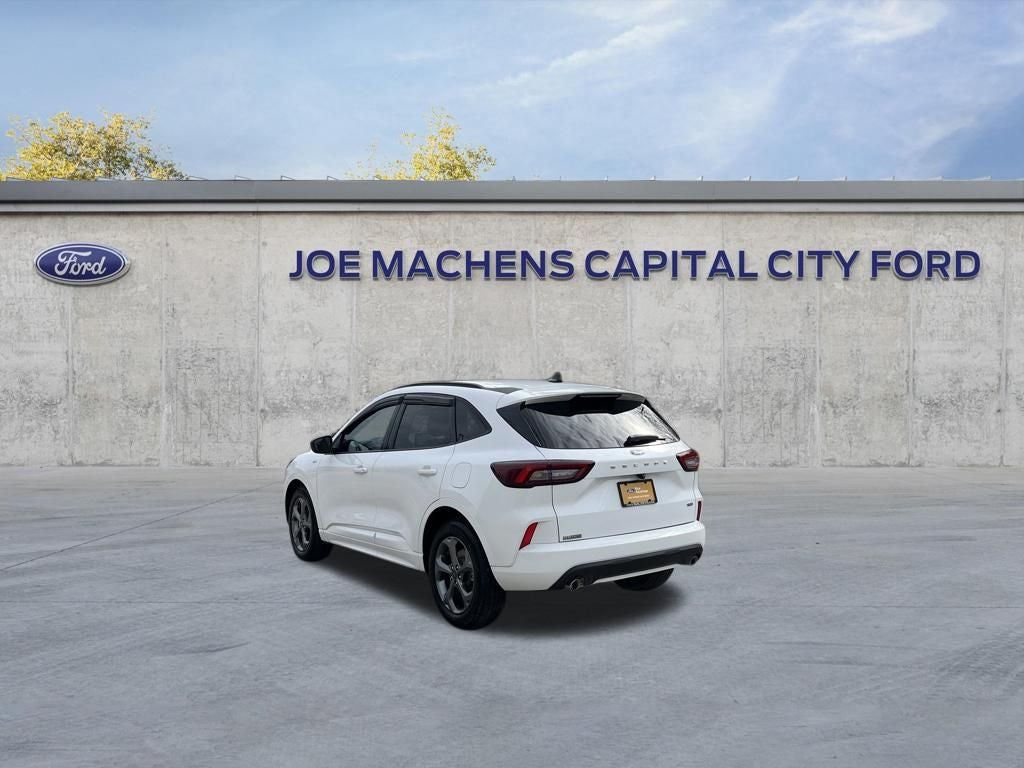 2023 Ford Escape Hybrid ST-Line