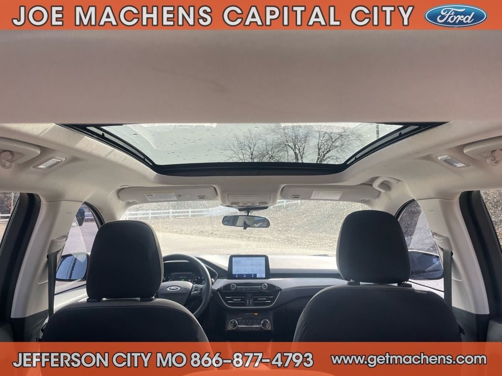 2022 Ford Escape SE Hybrid