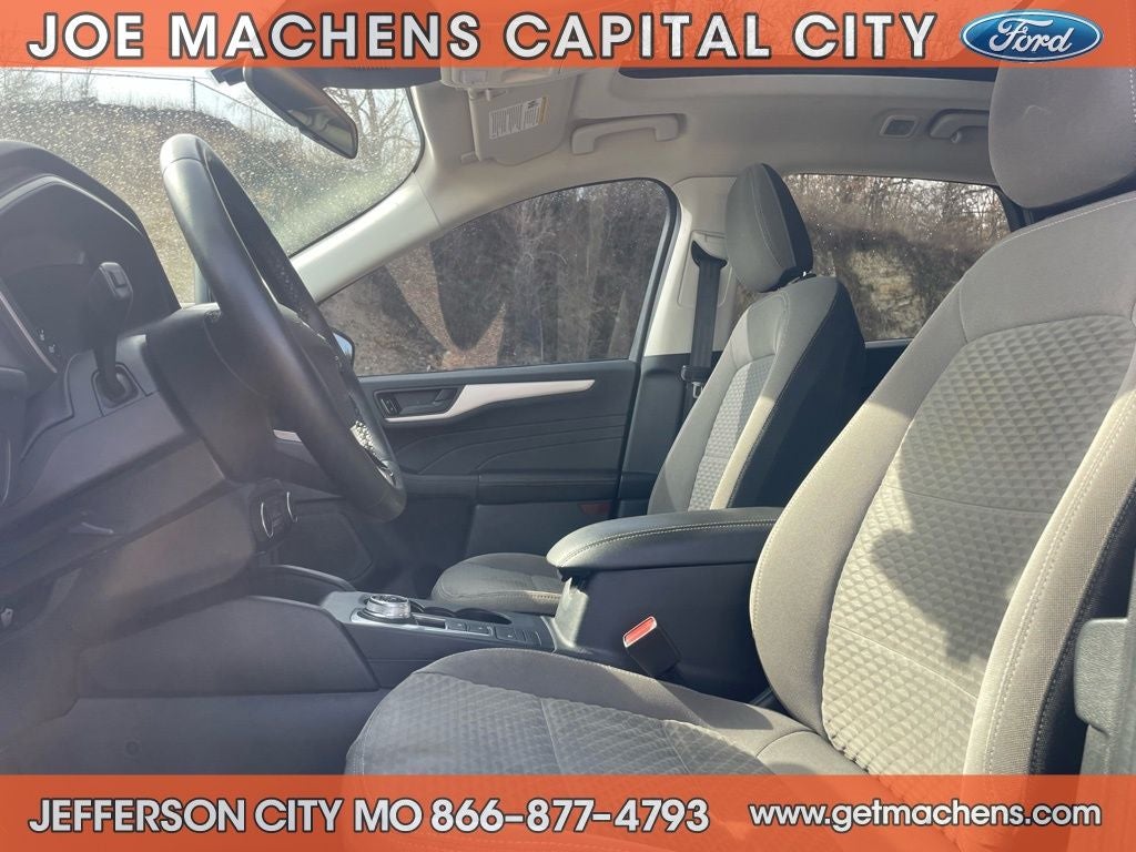 2022 Ford Escape SE Hybrid