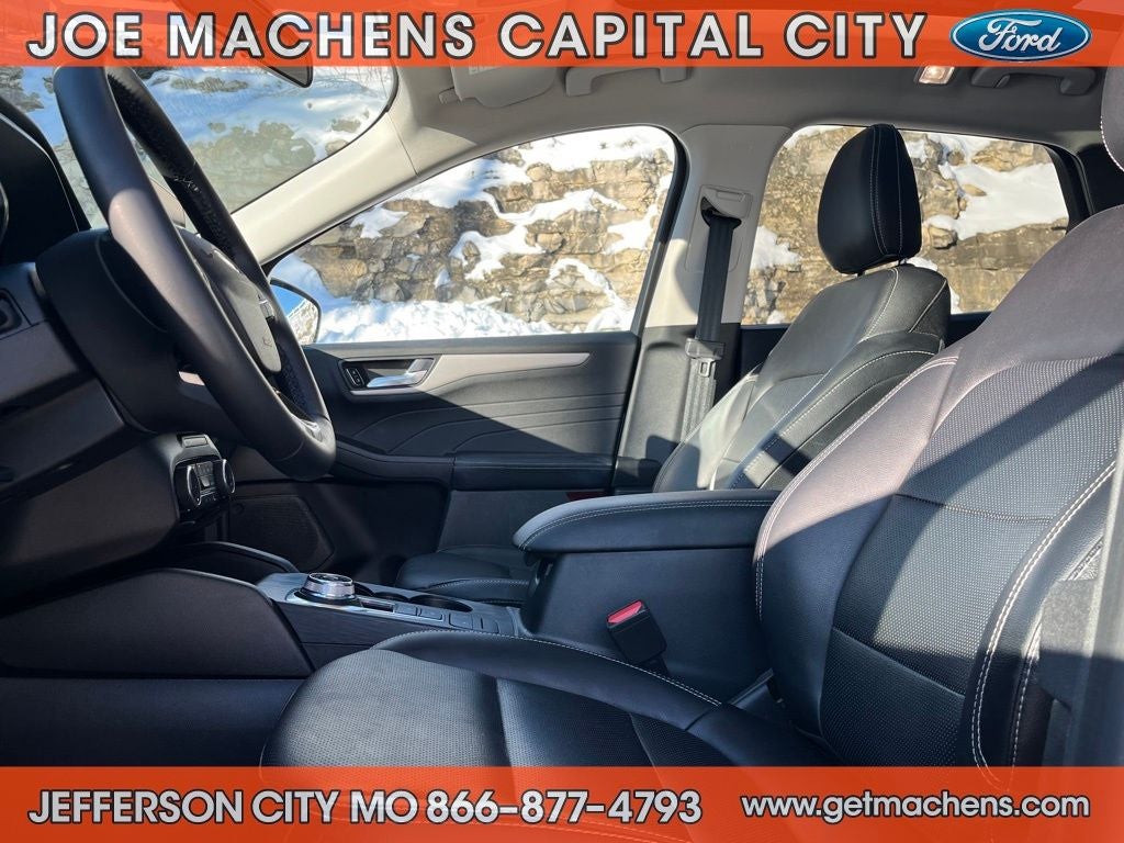 2022 Ford Escape SEL