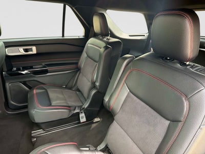 2024 Ford Explorer ST-Line