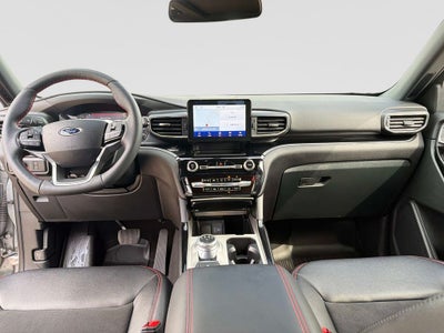 2024 Ford Explorer ST-Line