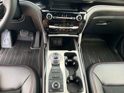 2024 Ford Explorer ST-Line