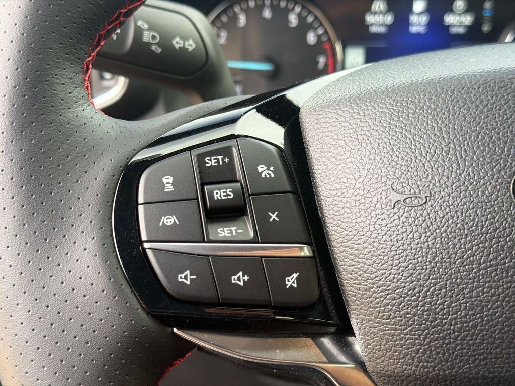 2024 Ford Explorer ST-Line