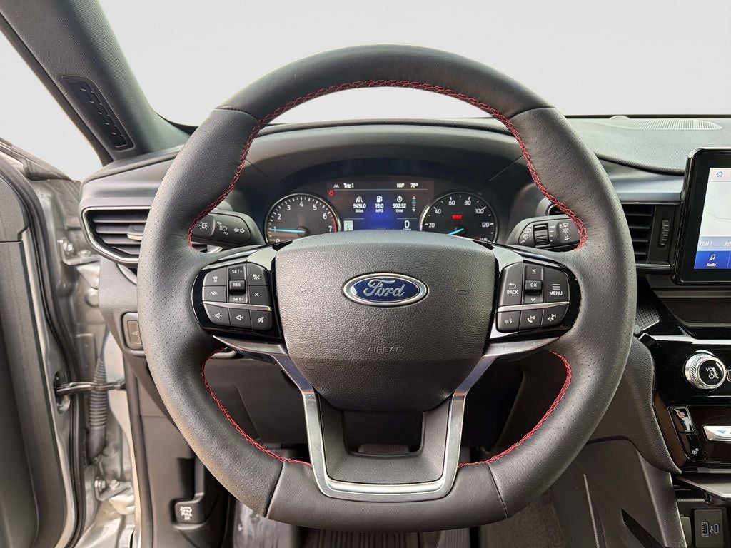 2024 Ford Explorer ST-Line