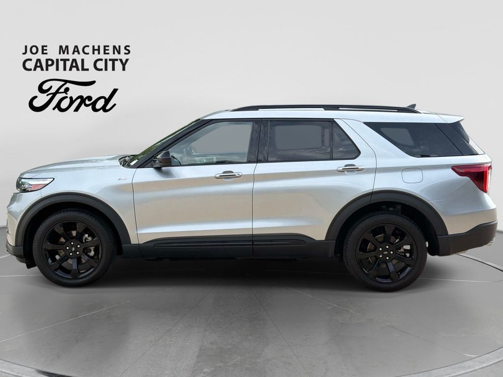 2024 Ford Explorer ST-Line