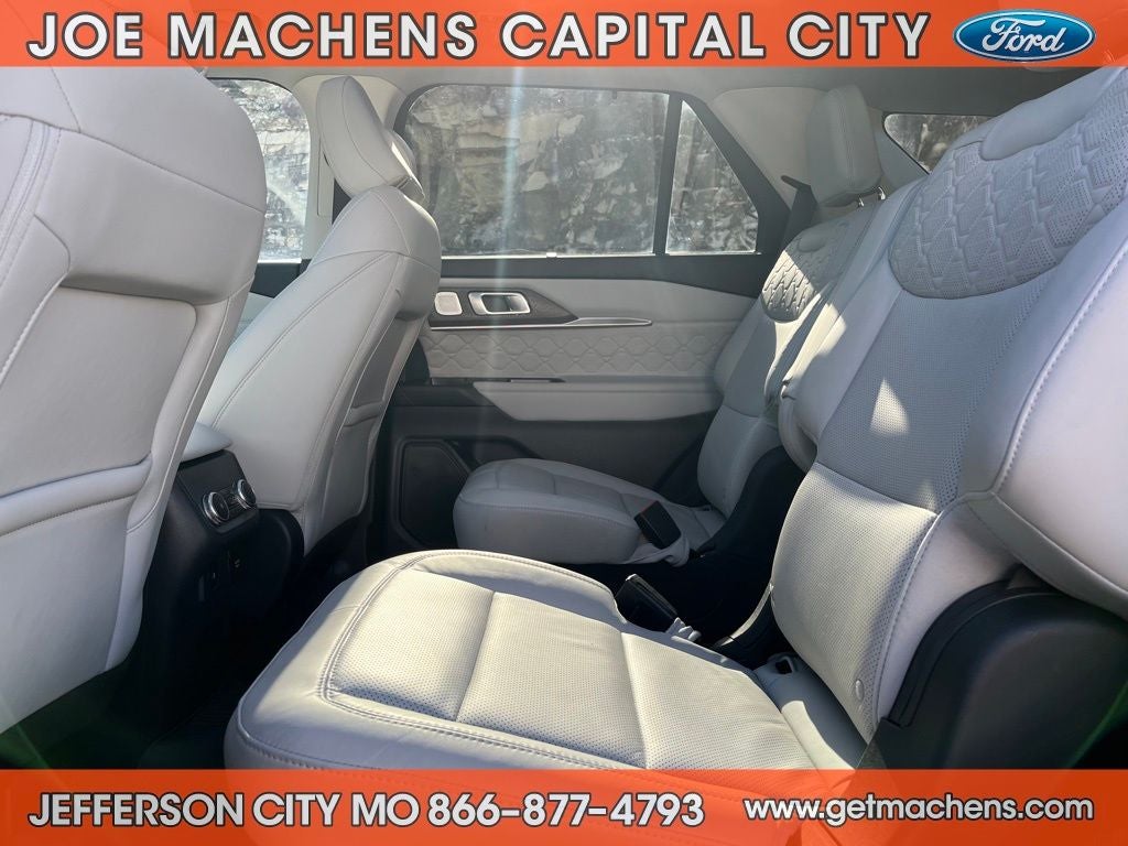2025 Ford Explorer Platinum