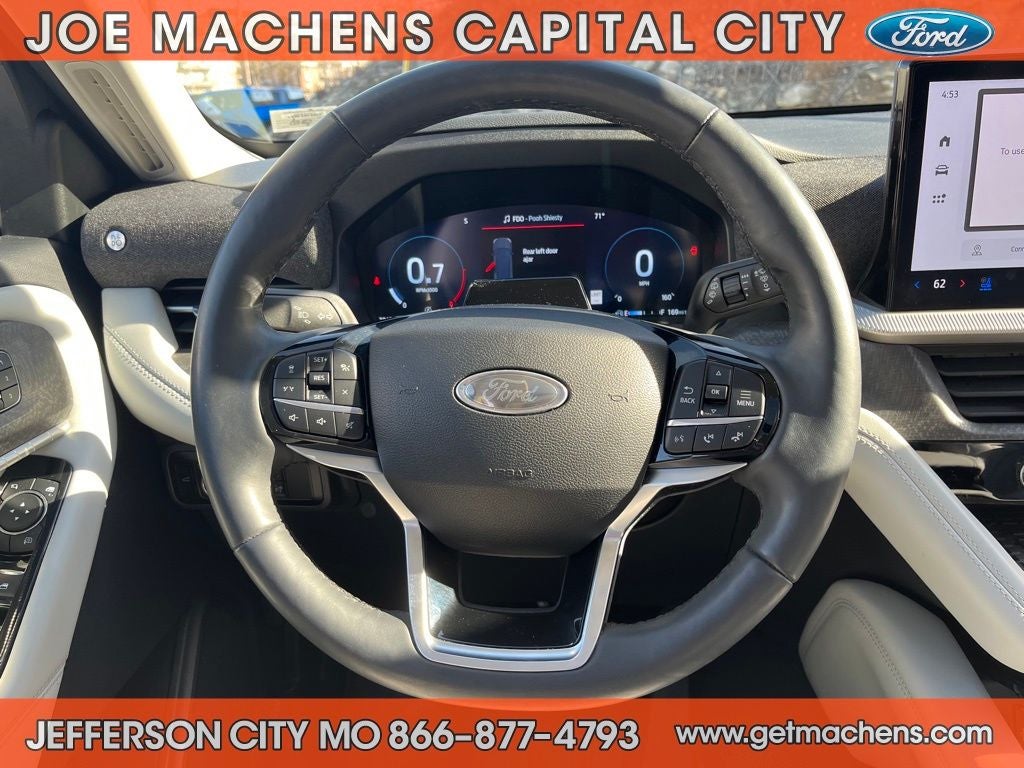 2025 Ford Explorer Platinum