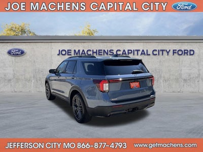 2025 Ford Explorer ST-Line