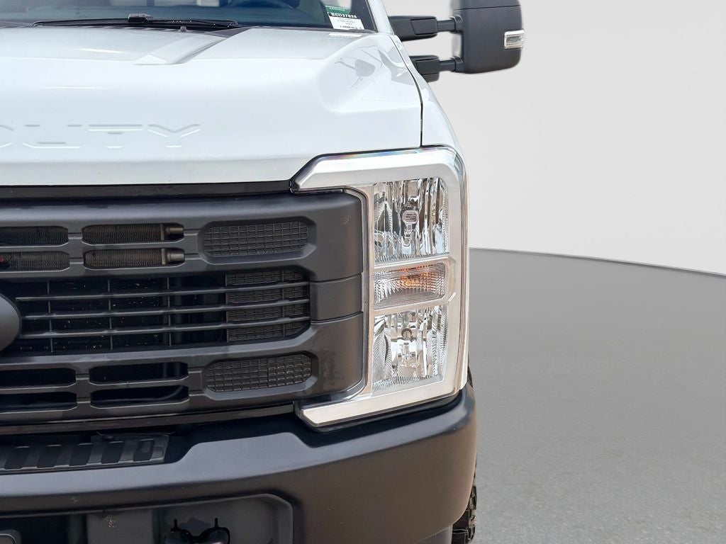2025 Ford F-350SD XL
