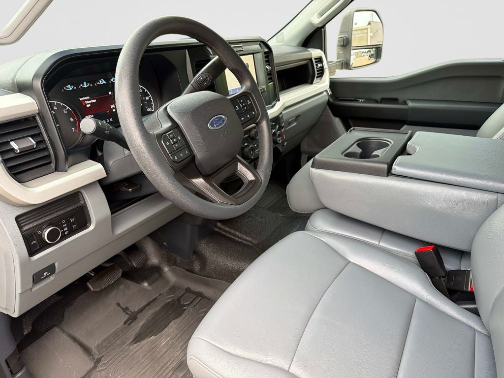 2025 Ford F-350SD XL