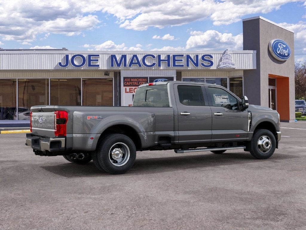2027 Ford F-350SD Lariat DRW