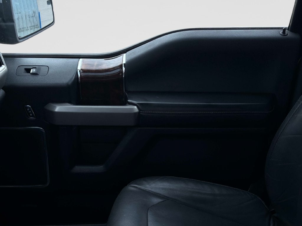 2015 Ford F-150 Platinum