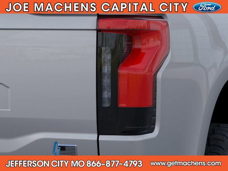 2025 Ford F-150 Lightning Flash