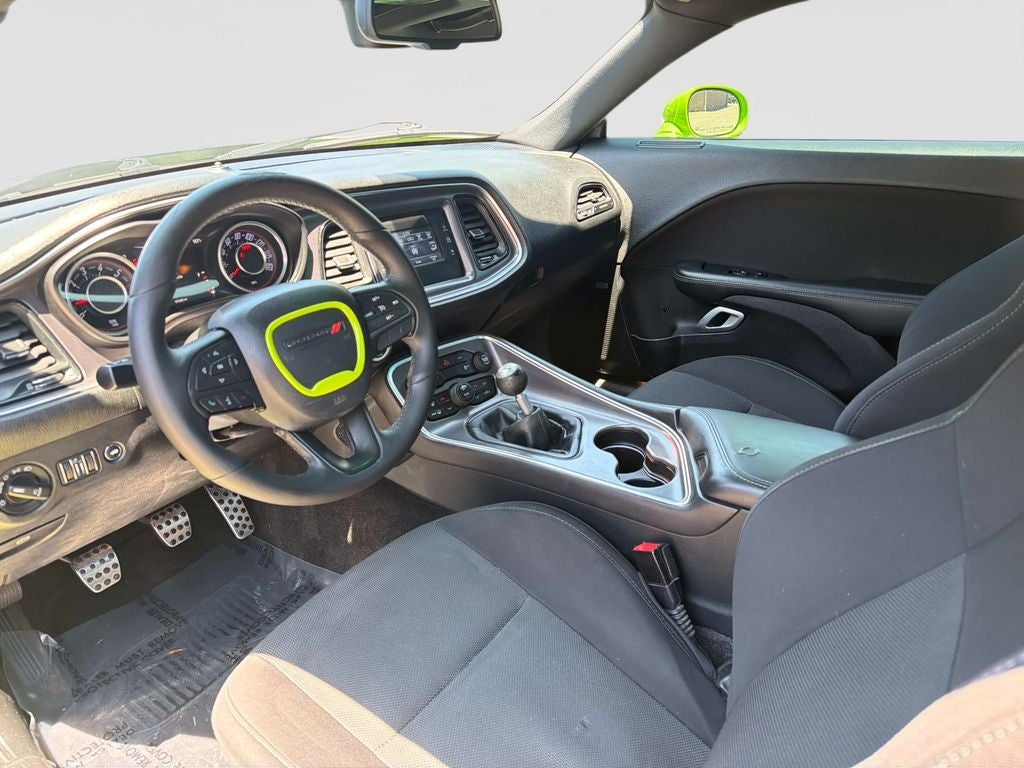 2015 Dodge Challenger R/T Shaker