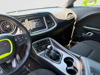 2015 Dodge Challenger R/T Shaker
