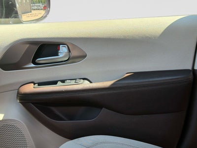 2018 Chrysler Pacifica Touring Plus