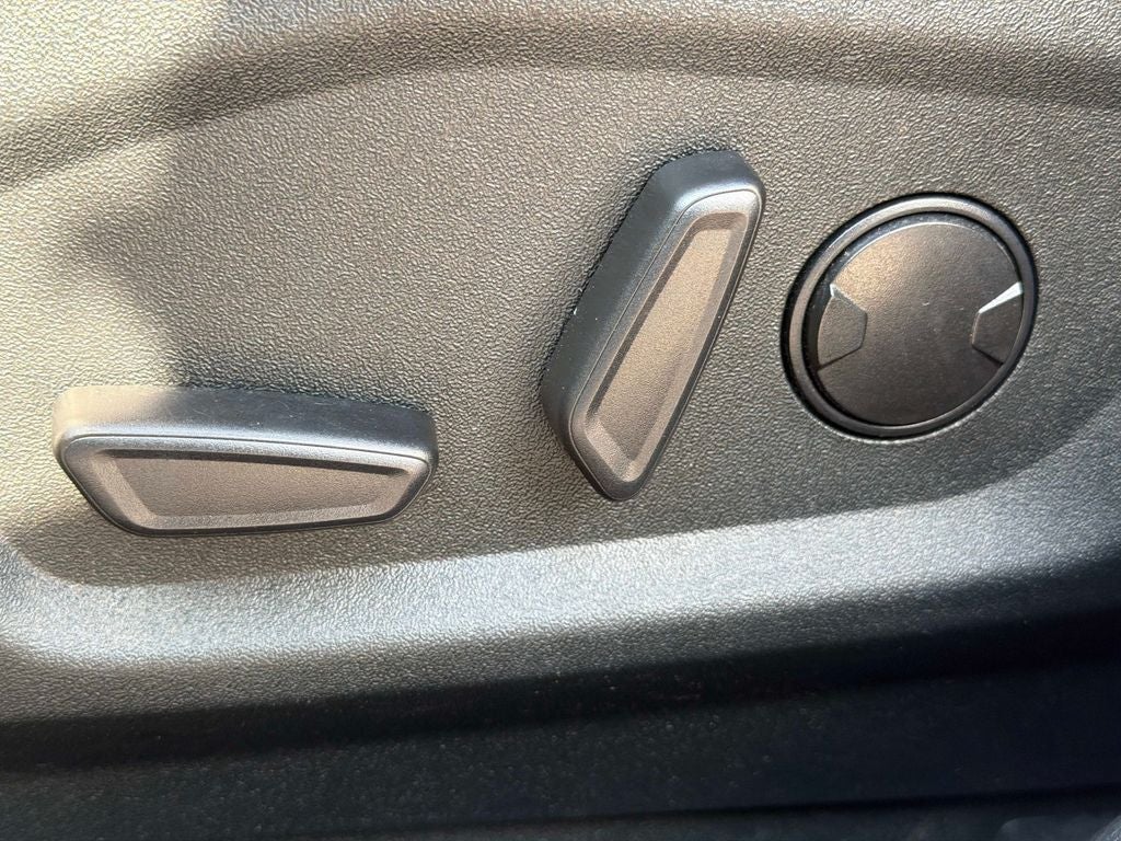 2022 Ford Edge ST