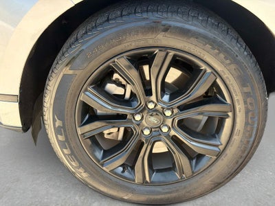 2022 Ford Edge SE