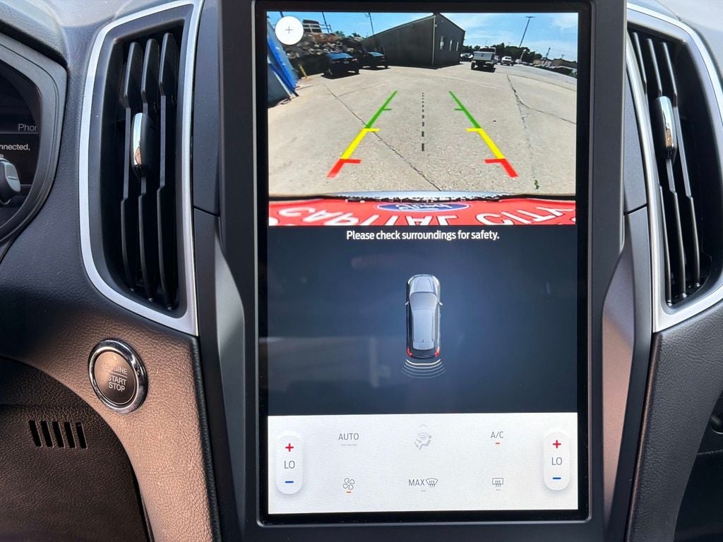 2022 Ford Edge SE
