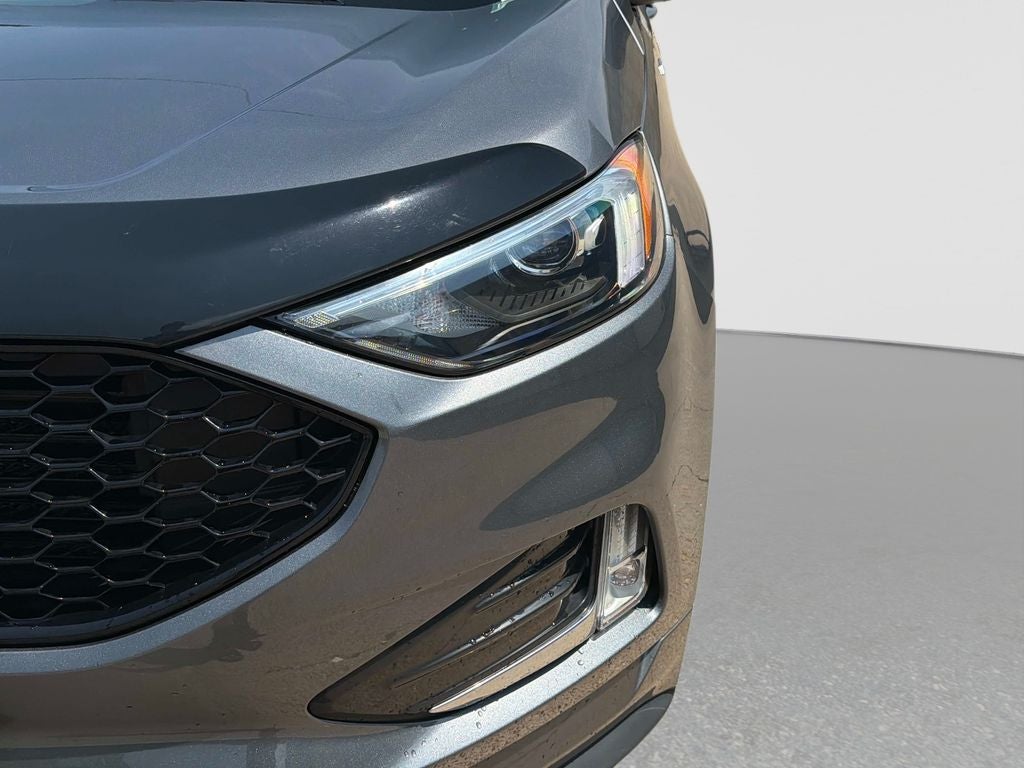 2022 Ford Edge ST Line