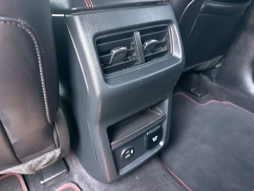 2022 Ford Edge ST Line