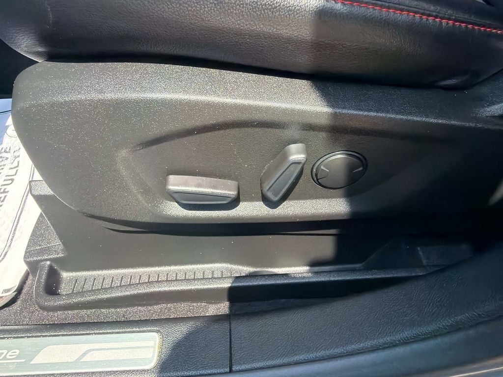 2022 Ford Edge ST Line