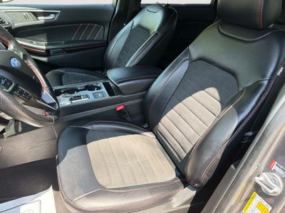 2022 Ford Edge ST Line
