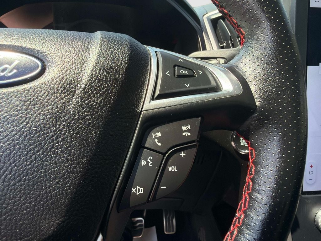 2022 Ford Edge ST Line