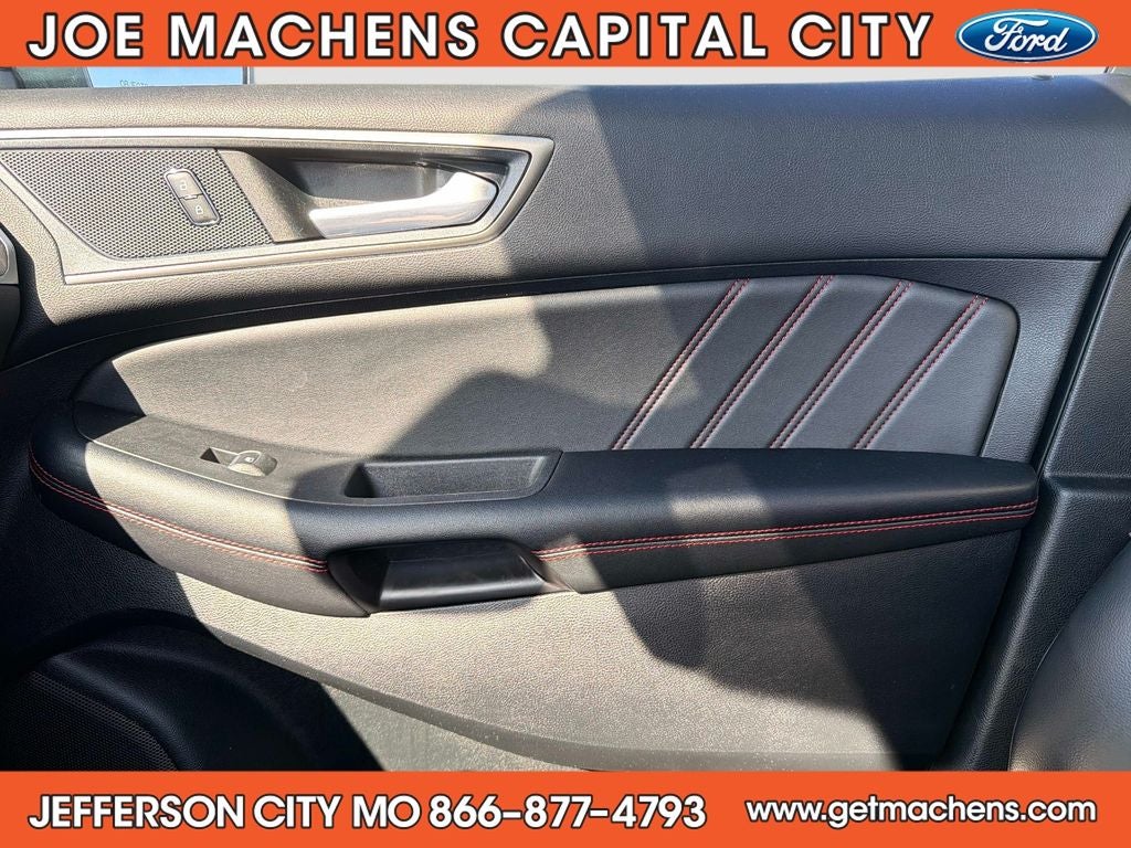 2022 Ford Edge ST Line