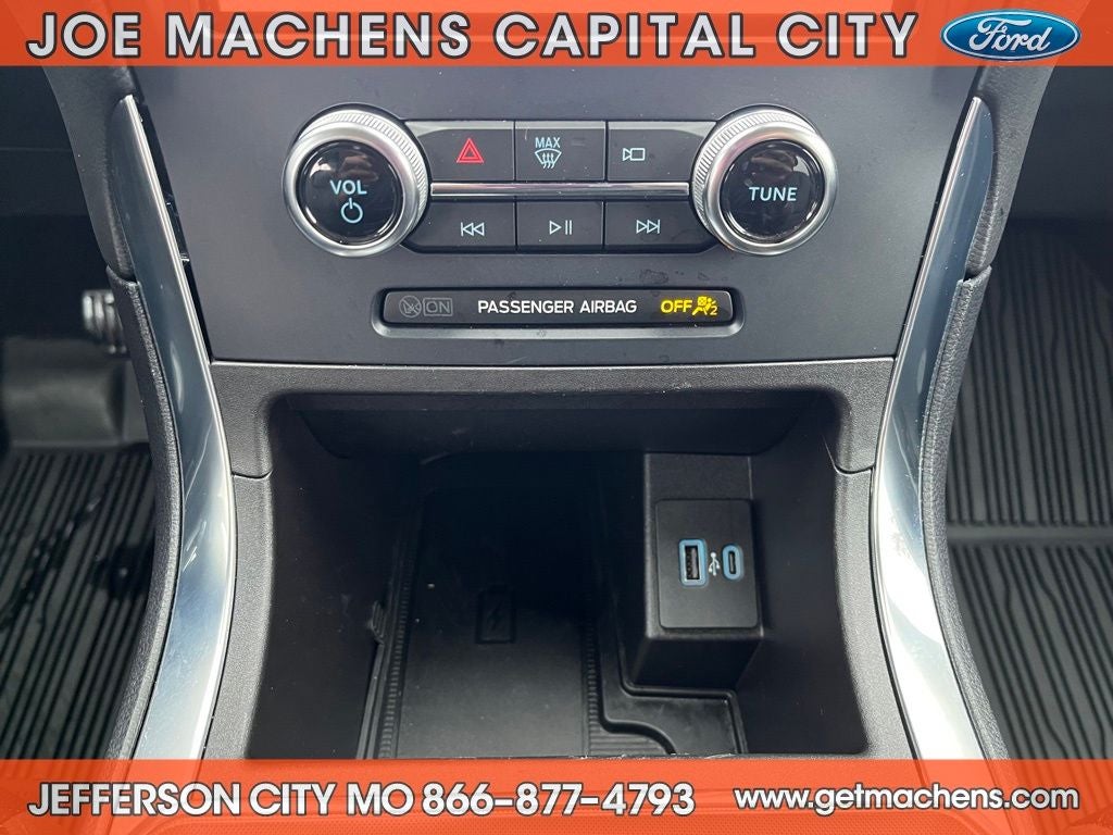 2023 Ford Edge Titanium