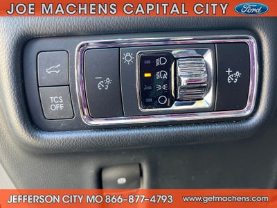 2022 Lincoln Nautilus Standard