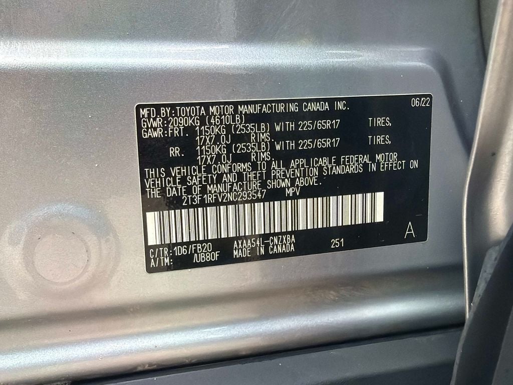 2022 Toyota RAV4 LE