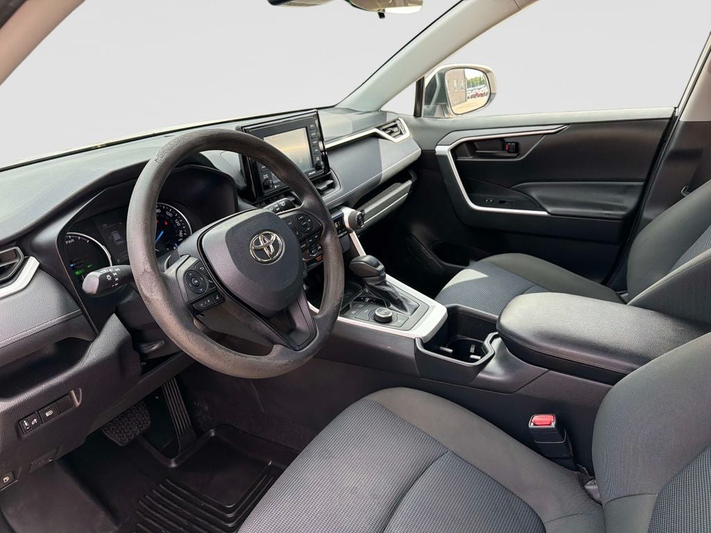 2022 Toyota RAV4 Hybrid LE