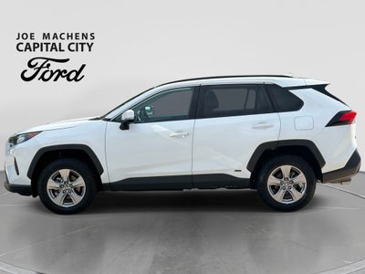 2022 Toyota RAV4 Hybrid LE