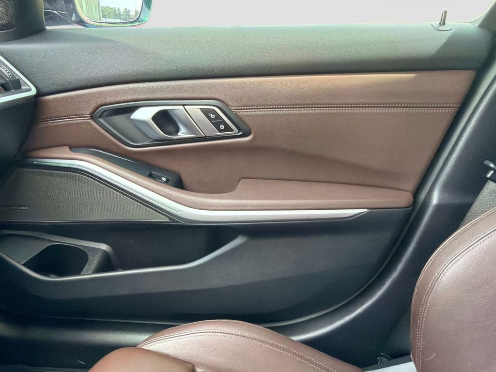 2023 BMW 3 Series 330i xDrive
