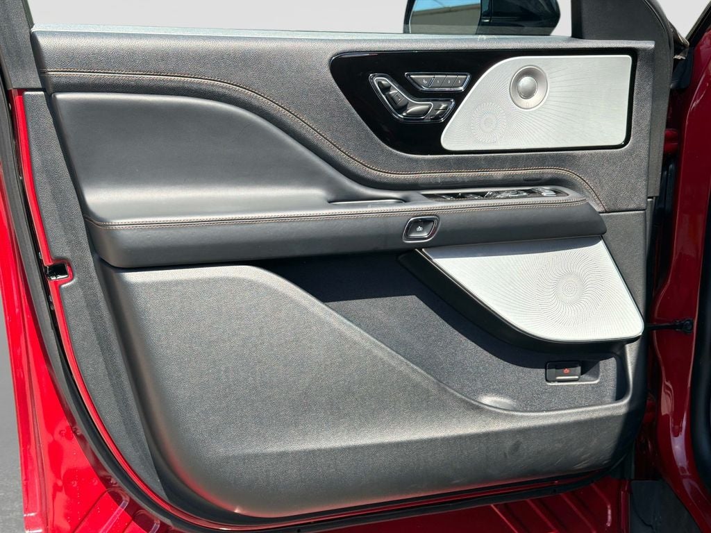 2025 Lincoln Aviator Black Label