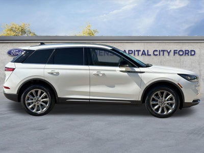 2022 Lincoln Corsair Standard