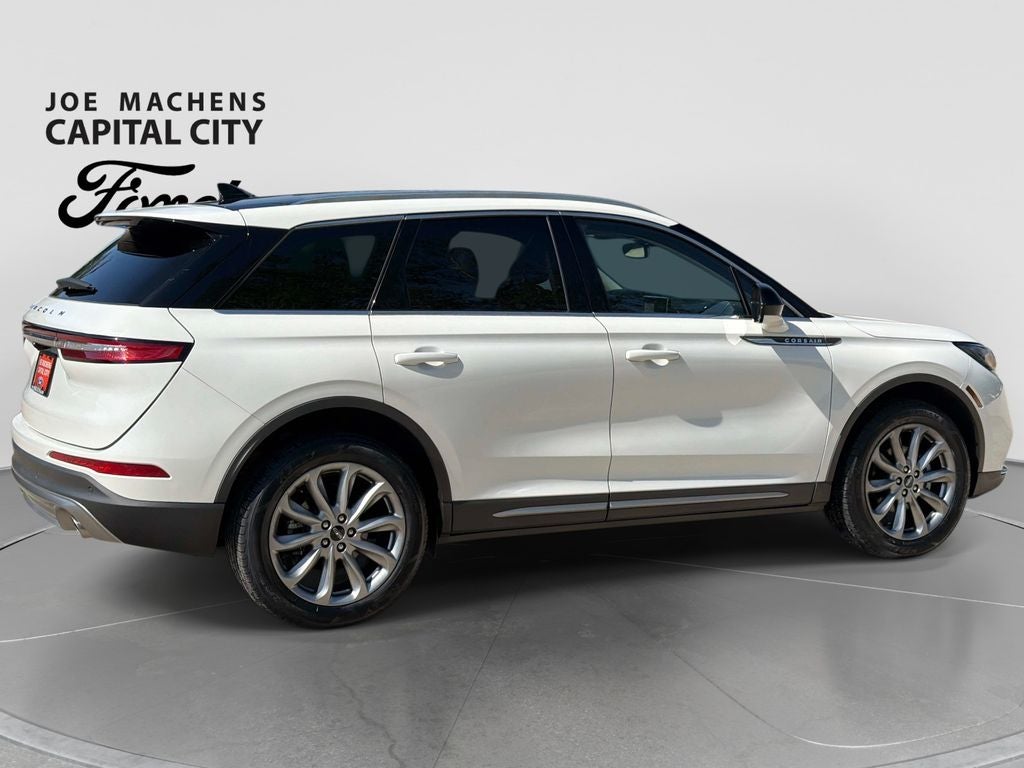 2022 Lincoln Corsair Standard
