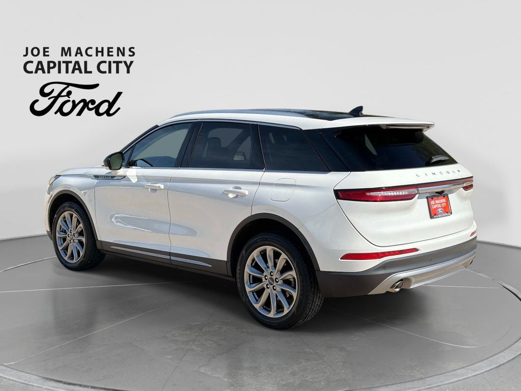 2022 Lincoln Corsair Standard
