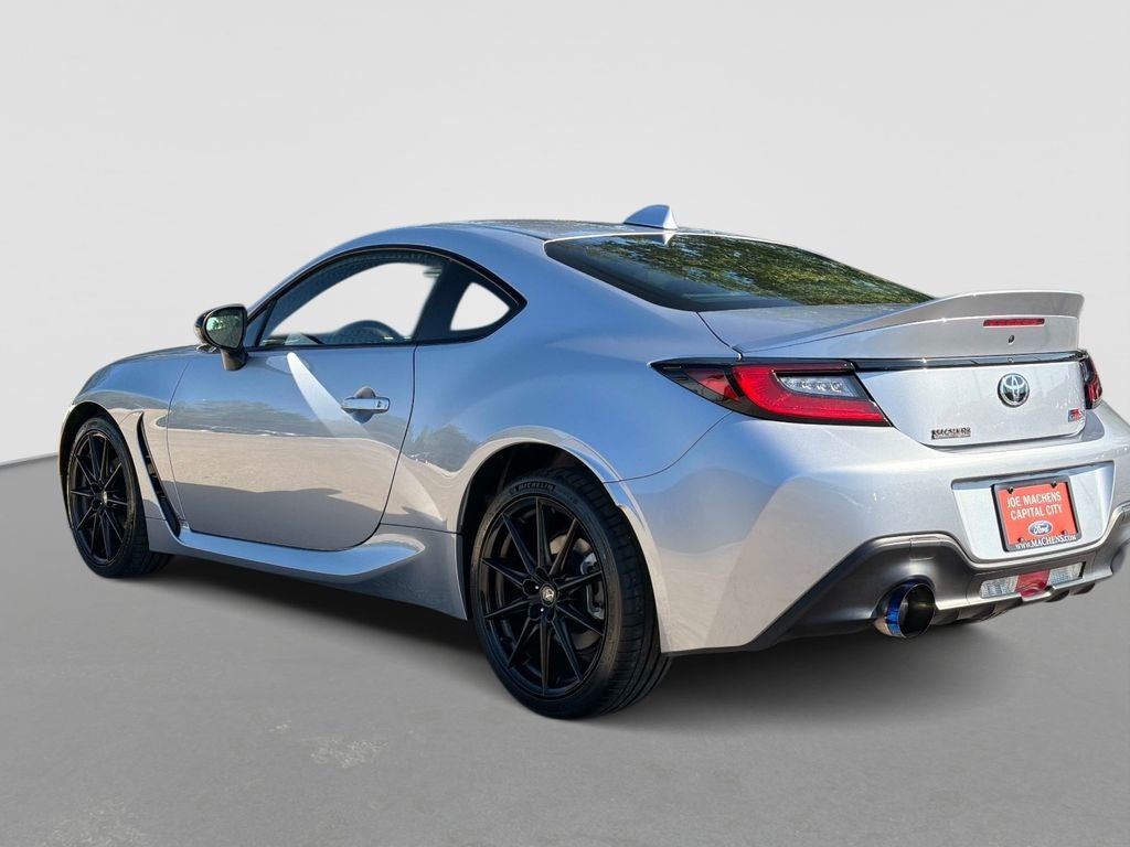 2025 Toyota GR86 Premium