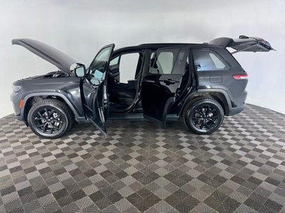 2024 Jeep Grand Cherokee Altitude