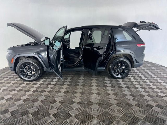 2024 Jeep Grand Cherokee Altitude