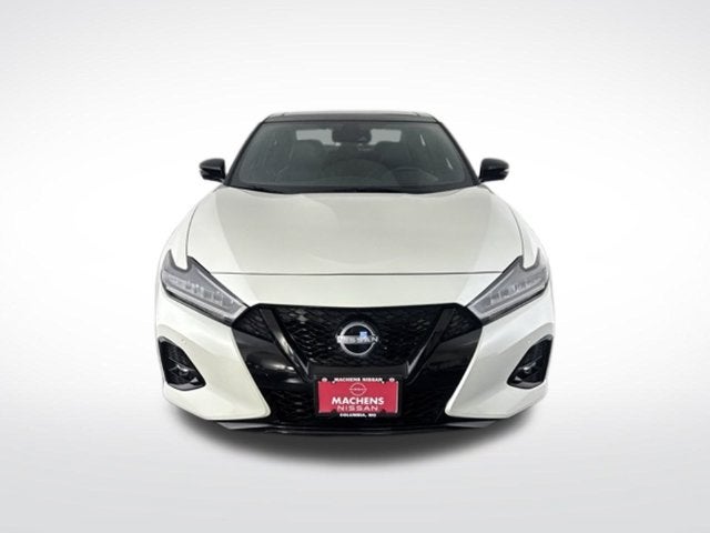 2023 Nissan Maxima SR