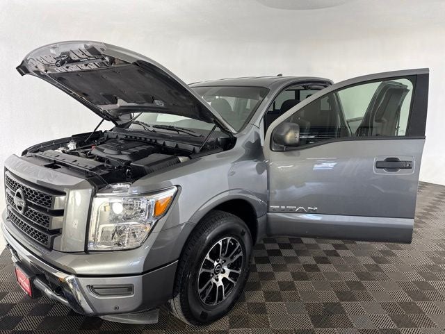 2024 Nissan Titan SV