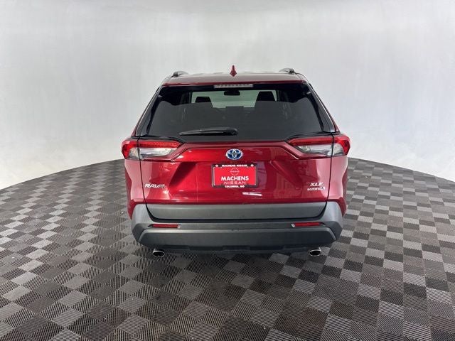 2021 Toyota RAV4 Hybrid XLE