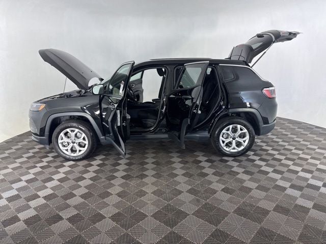 2025 Jeep Compass Sport