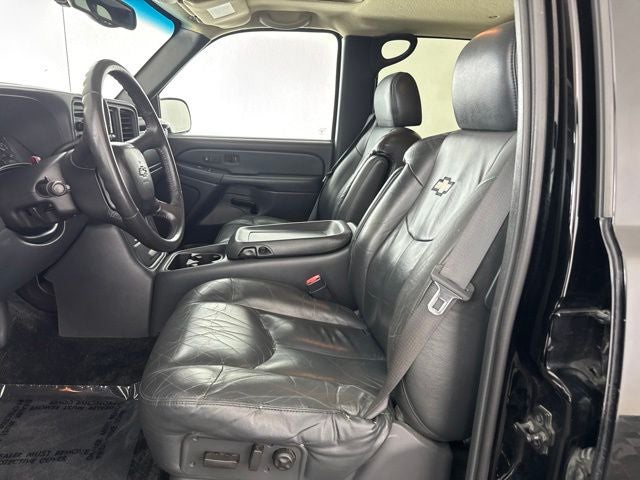 2002 Chevrolet Avalanche 1500 Base