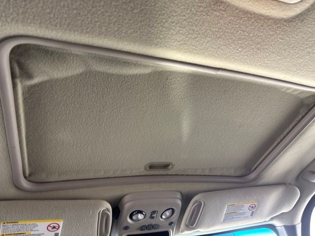2002 Chevrolet Avalanche 1500 Base
