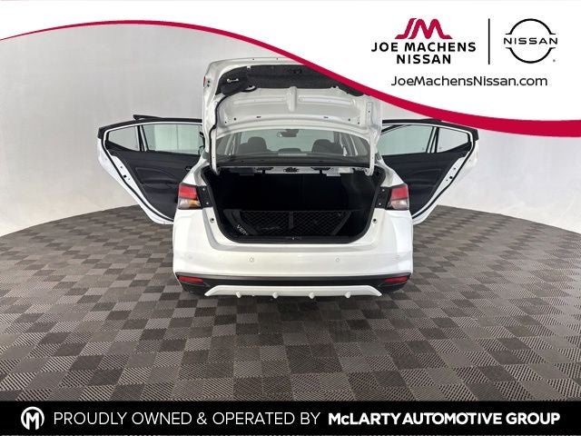 2025 Nissan Versa 1.6 SV